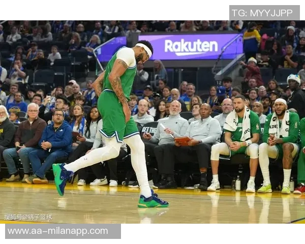 老鹰队对浓眉表现出浓厚兴趣交易方案或涉及里萨谢