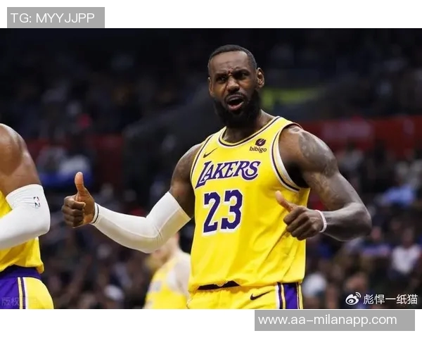 詹姆斯在联盟公关中的完美表现展现其高情商与领导力